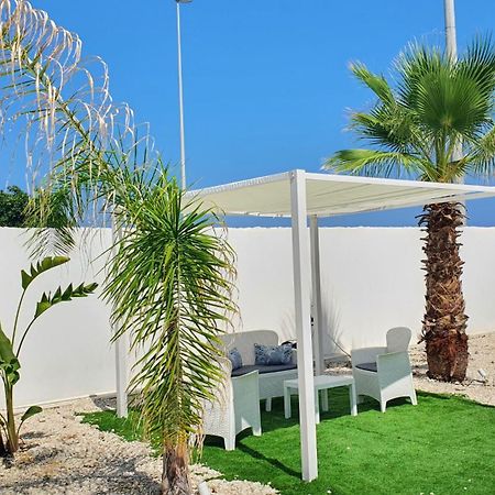 Villa Mediterranea Apartments - Seaview, Pool & Garden Bari Eksteriør bilde