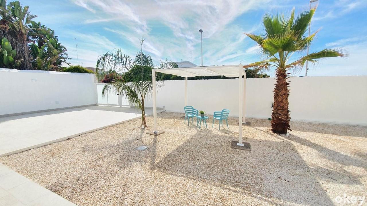 Villa Mediterranea Apartments - Seaview, Pool & Garden Bari Eksteriør bilde