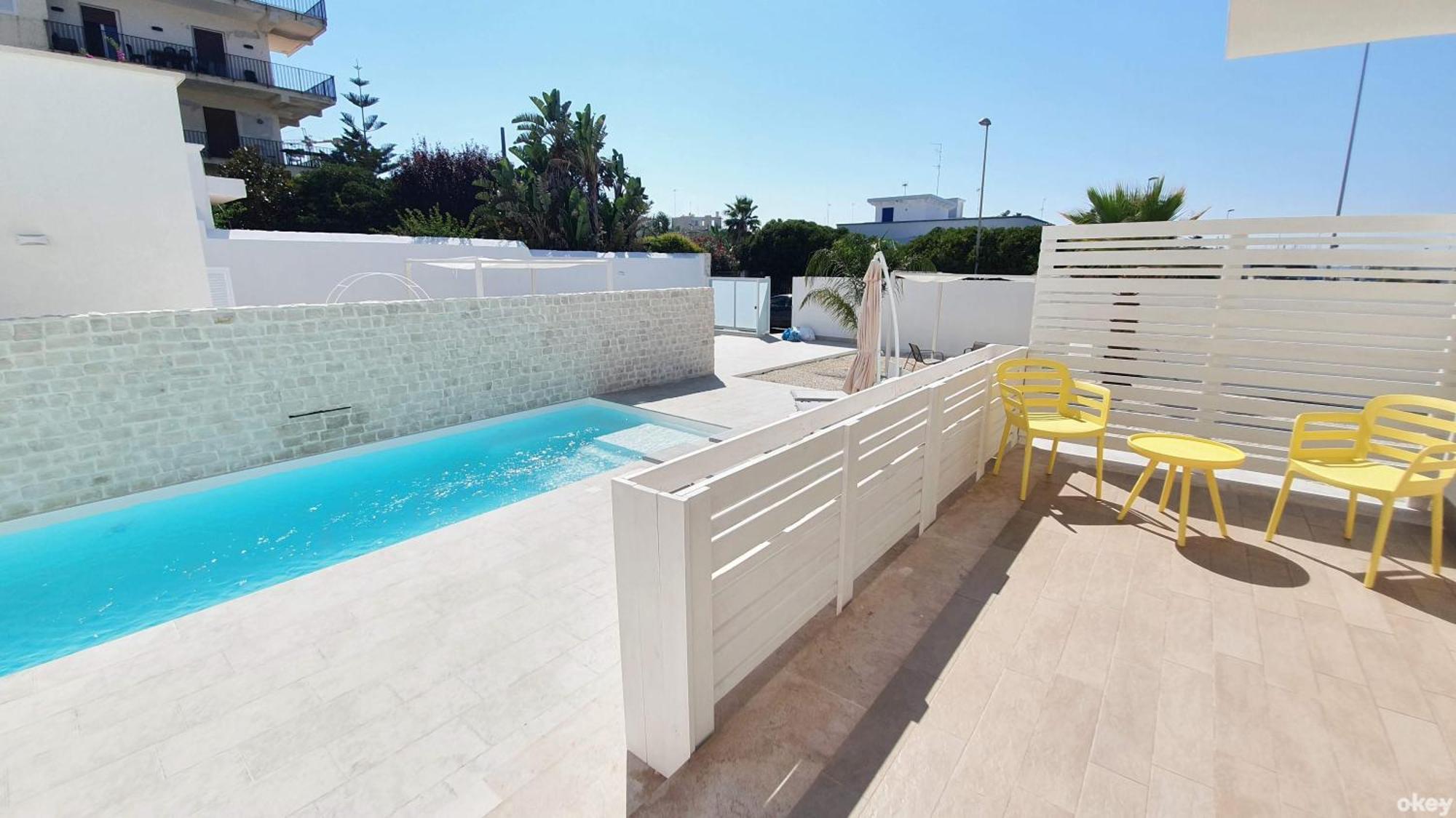 Villa Mediterranea Apartments - Seaview, Pool & Garden Bari Eksteriør bilde
