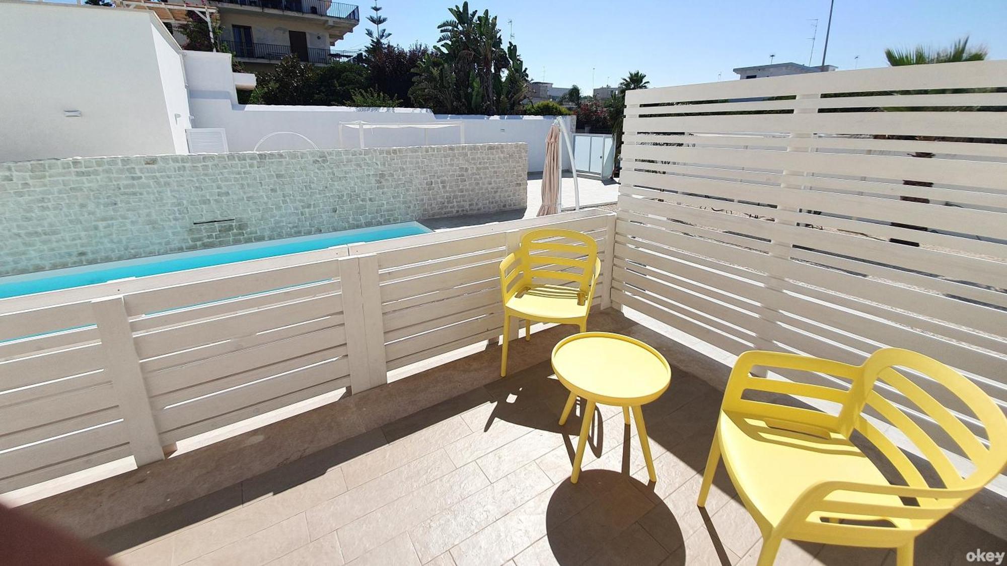 Villa Mediterranea Apartments - Seaview, Pool & Garden Bari Eksteriør bilde
